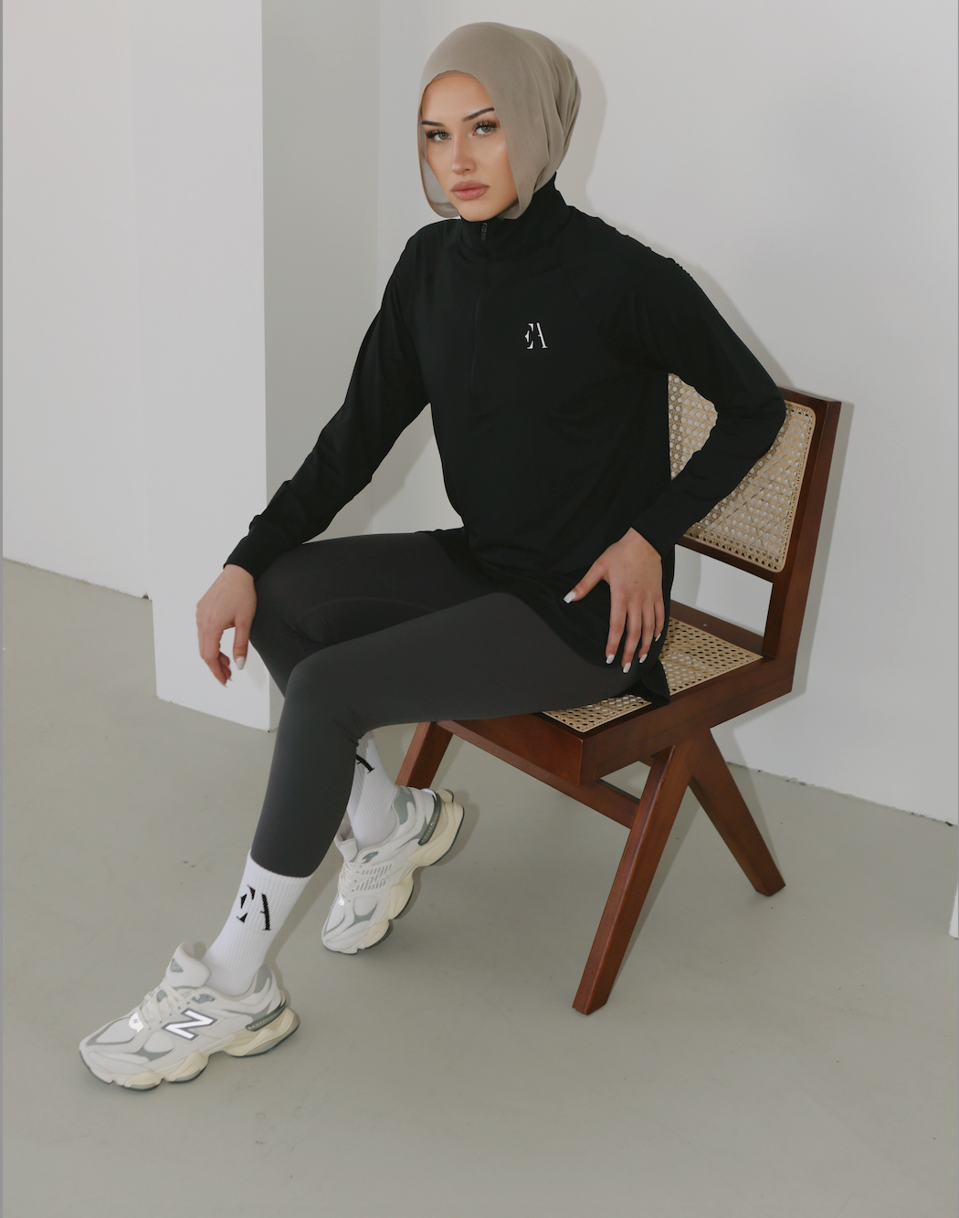 EA White Crew Sock