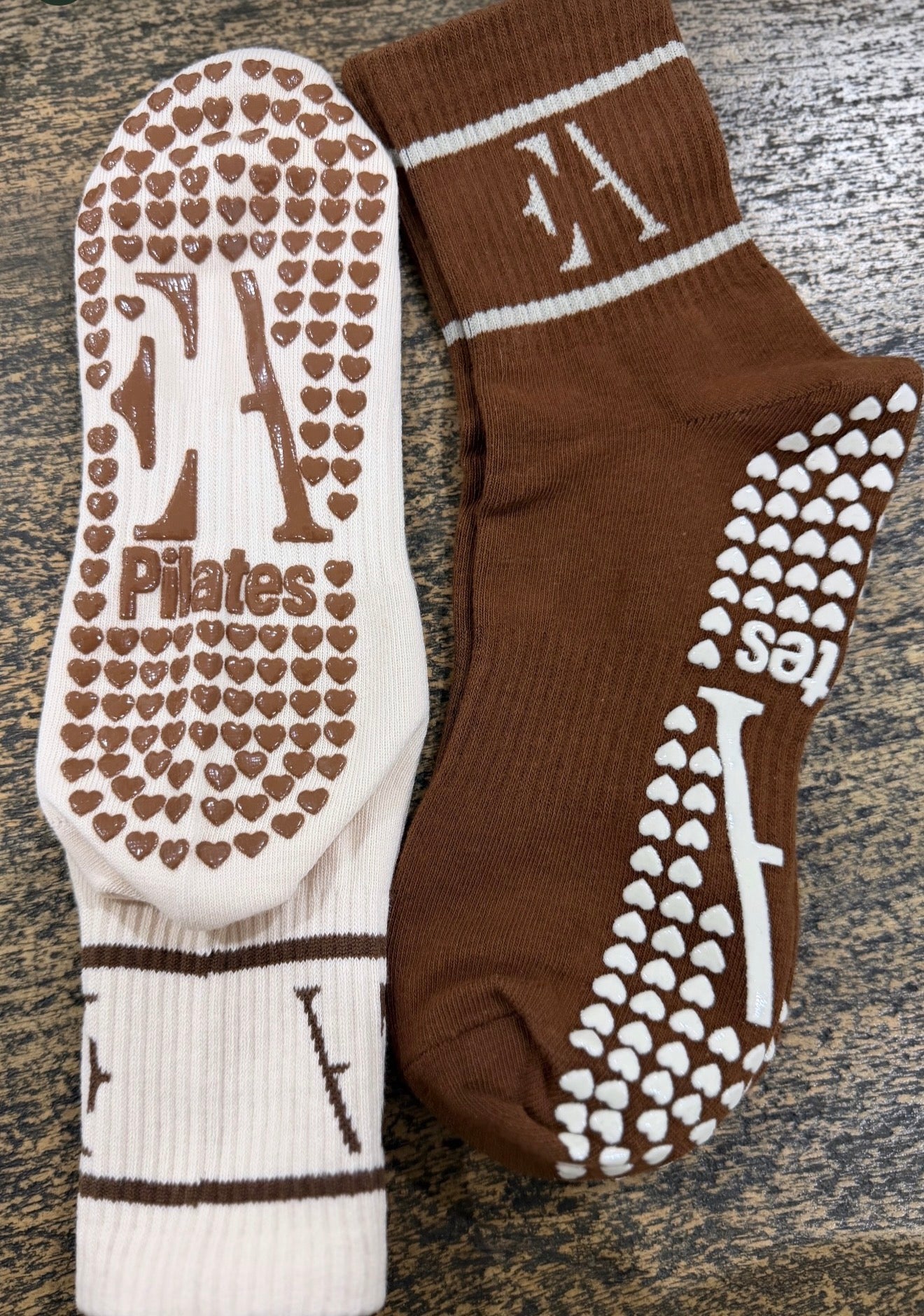 Pilates Socks - Mid Crew
