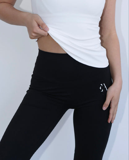 Essential Flare Pants