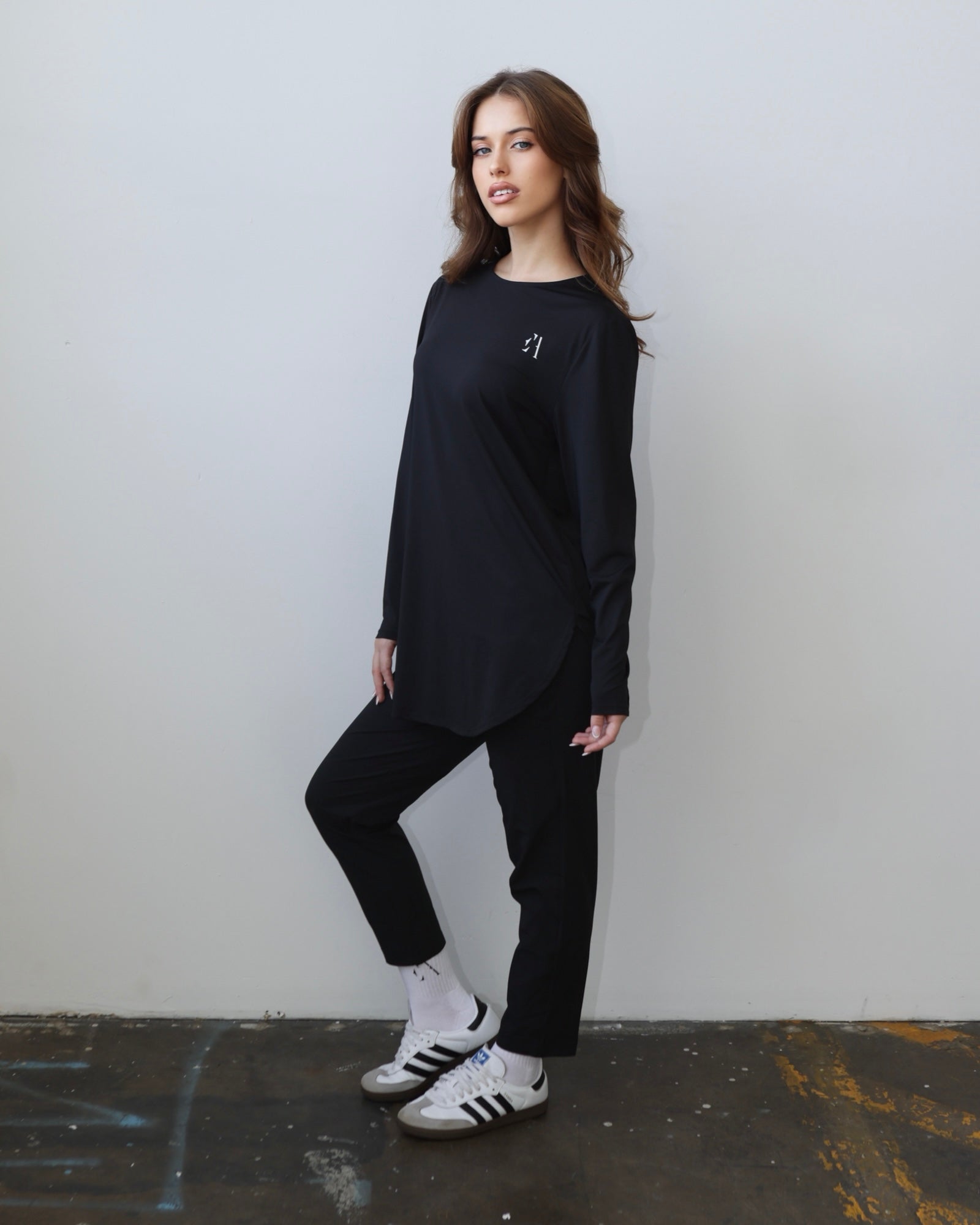 Essential Loop Top